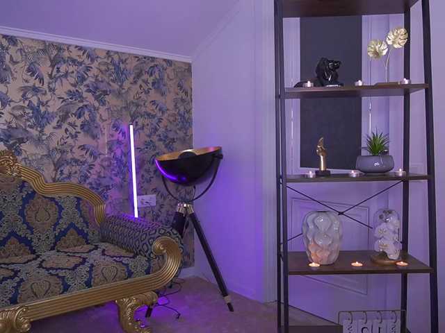 LittleJulii live cam on BongaCams