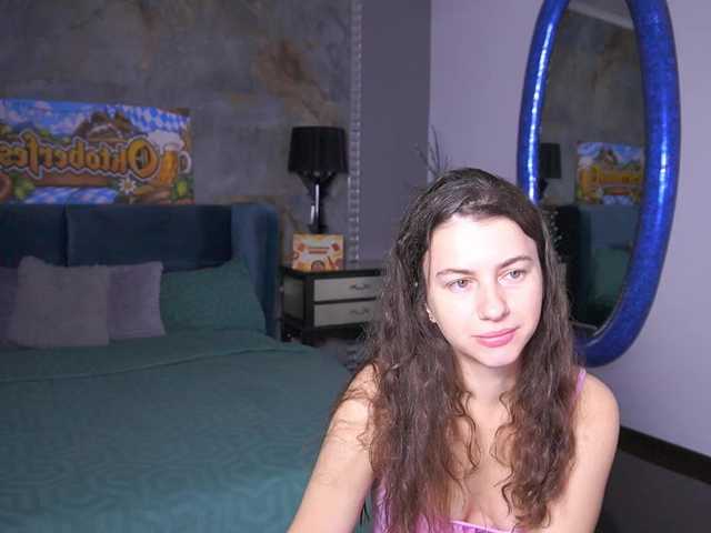 LittleJulii live cam on BongaCams