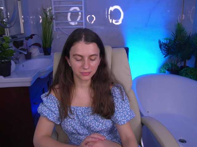 LittleJulii live cam on BongaCams