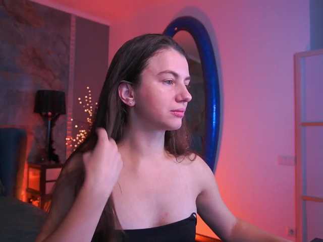 LittleJulii live cam on BongaCams