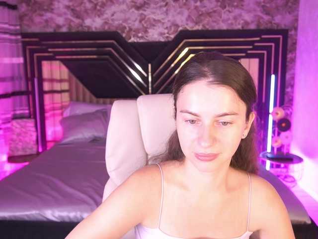 LittleJulii live cam on BongaCams