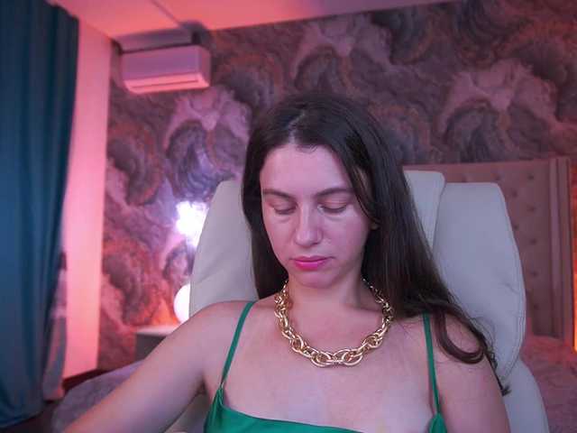 LittleJulii live cam on BongaCams