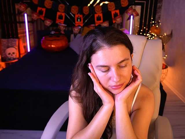 LittleJulii live cam on BongaCams