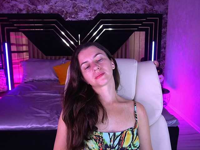 LittleJulii live cam on BongaCams