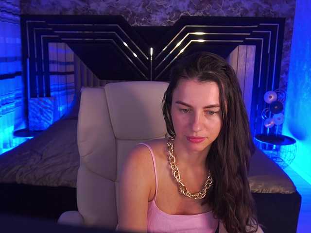 LittleJulii live cam on BongaCams