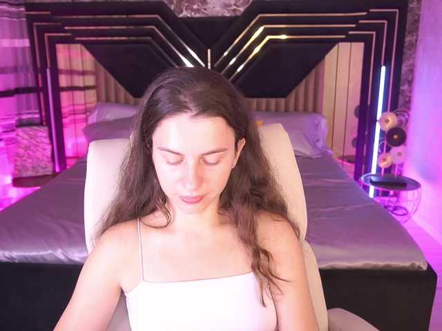 LittleJulii live cam on BongaCams
