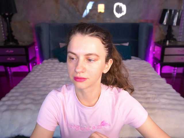 LittleJulii live cam on BongaCams