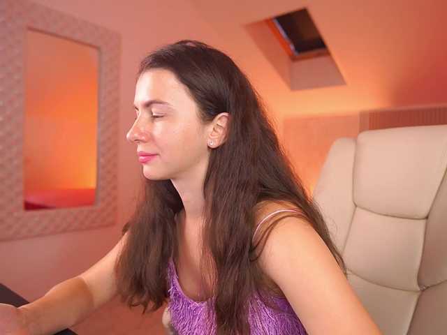 LittleJulii live cam on BongaCams