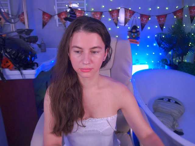 LittleJulii live cam on BongaCams