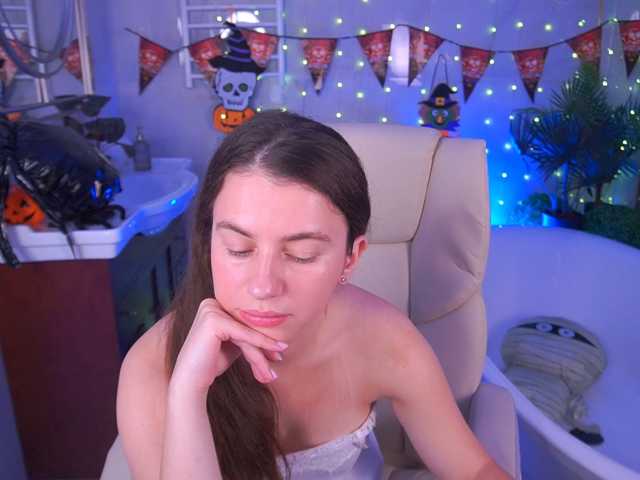 LittleJulii live cam on BongaCams