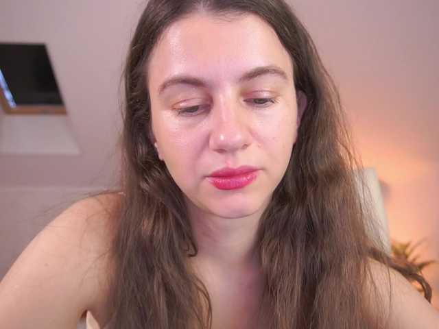 LittleJulii live webcam show