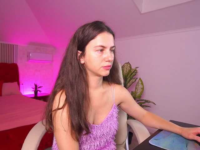 LittleJulii live cam preview