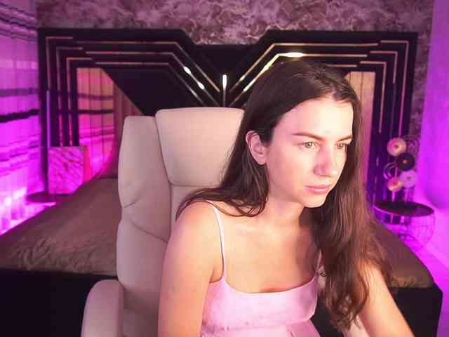 LittleJulii webcam