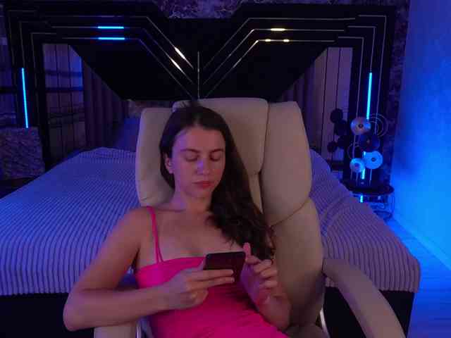 LittleJulii webcam