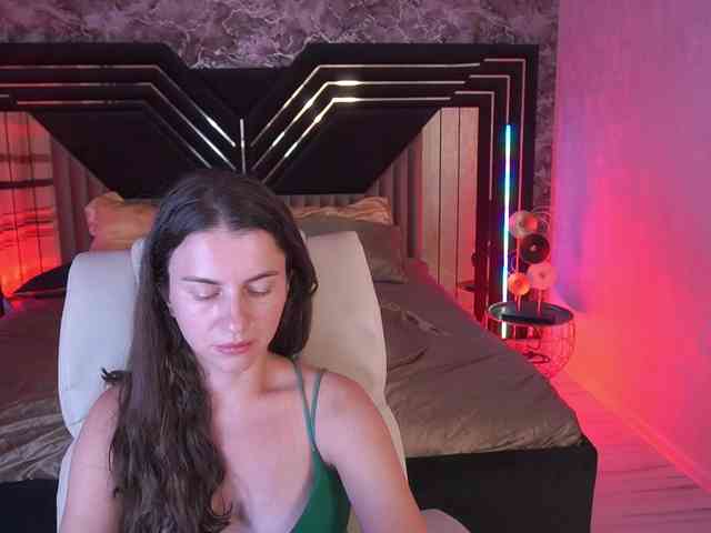 LittleJulii - Girl 