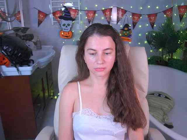 LittleJulii webcam