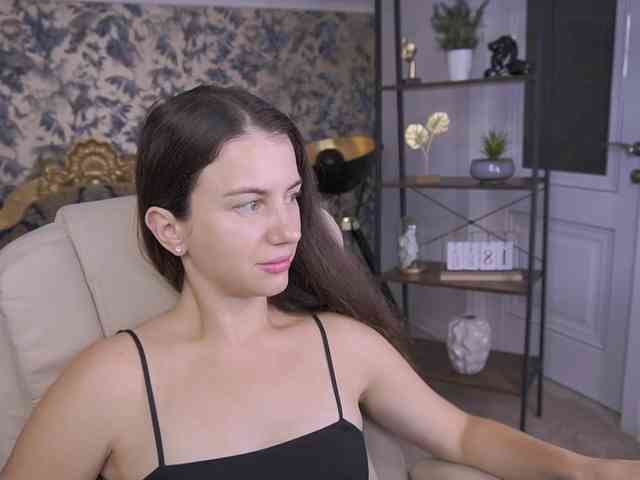 LittleJulii webcam