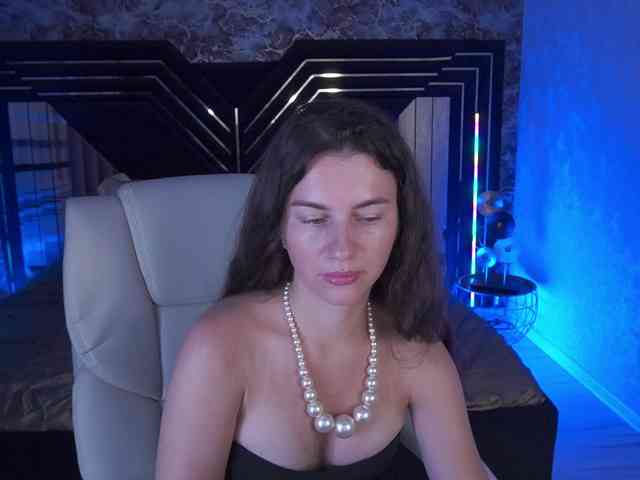 LittleJulii webcam