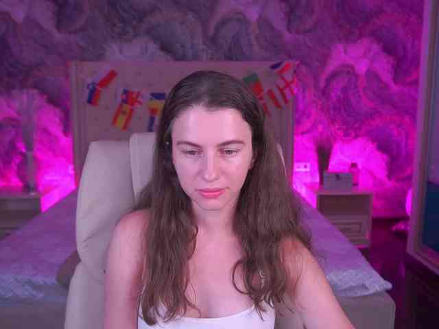 LittleJulii webcam