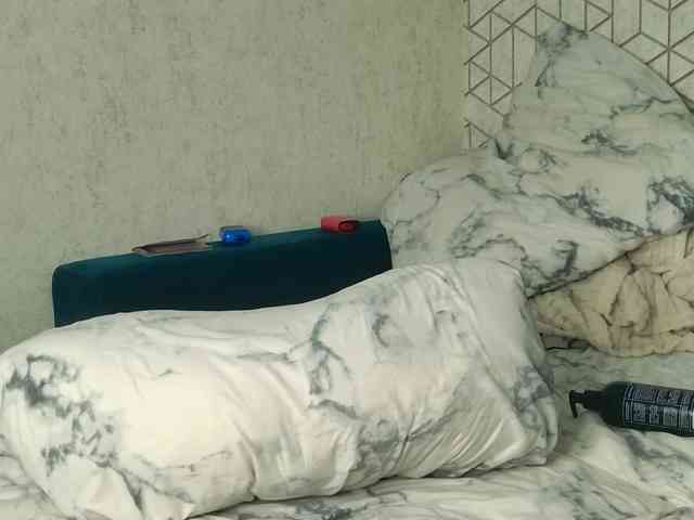 NayaValen Live Webcam on BongaCams