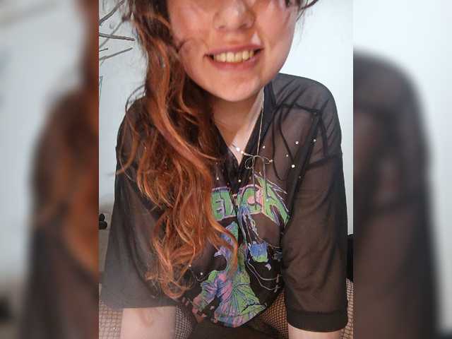 Only-pussy live cam on BongaCams