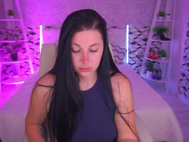ArianaDark live cam on BongaCams
