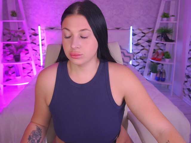 ArianaDark live cam on BongaCams