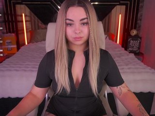 SusieWood Porn Show