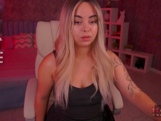 SusieWood Porn Show