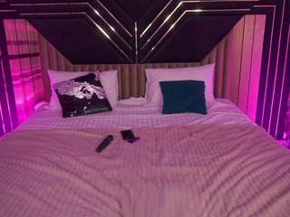SusieWood Porn Show