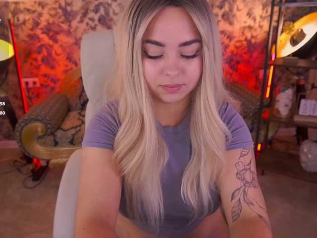SusieWood live webcam show