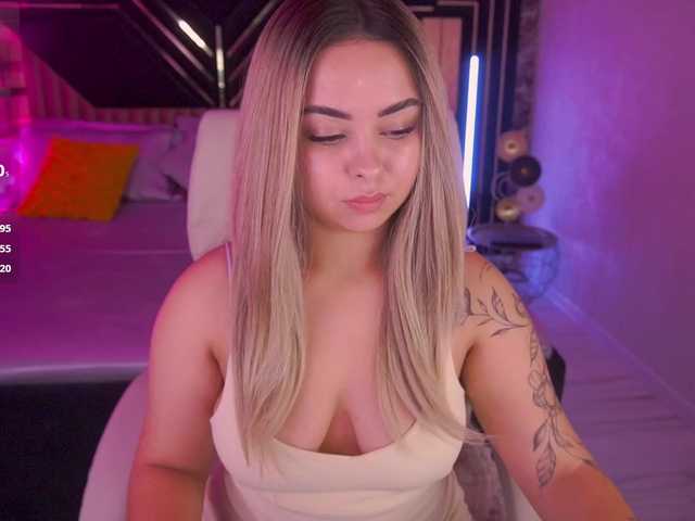 SusieWood live cam on BongaCams