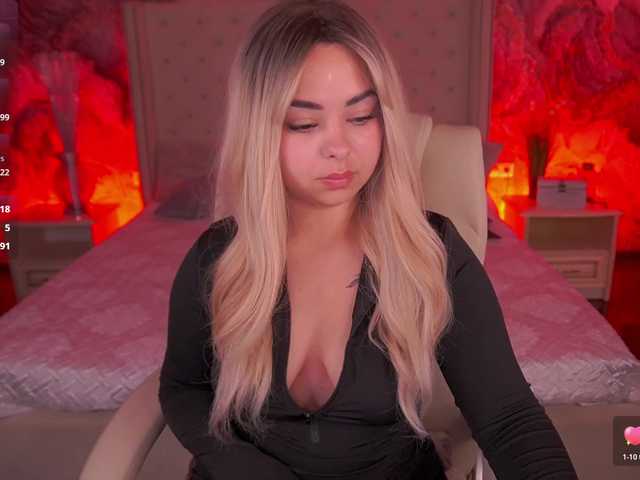 SusieWood live cam on BongaCams