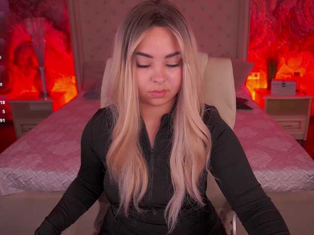 SusieWood live cam on BongaCams