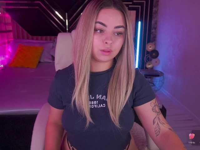 SusieWood live cam on BongaCams