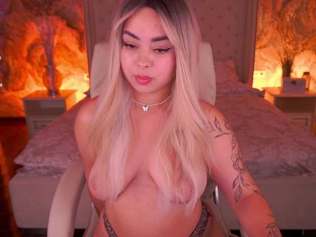 SusieWood live cam on BongaCams