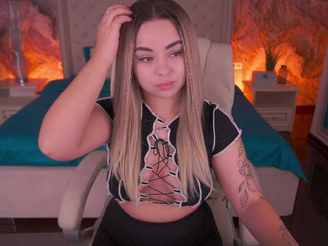 SusieWood live cam on BongaCams