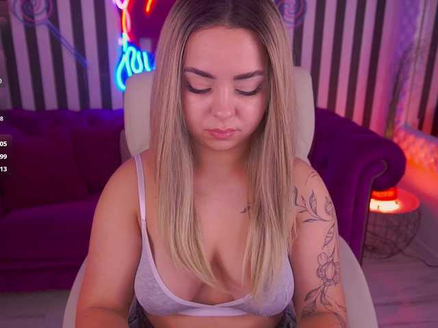 SusieWood live cam on BongaCams