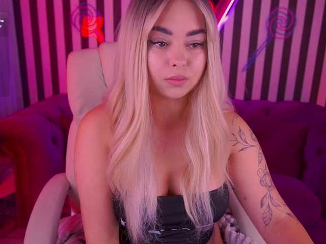 SusieWood live webcam show