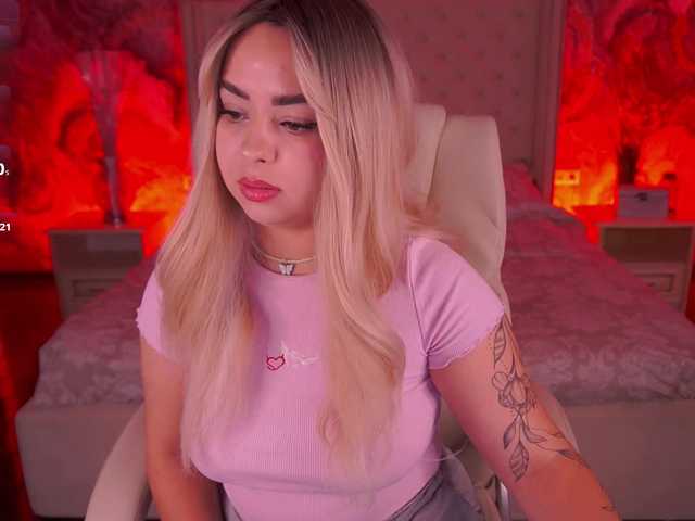 SusieWood live cam on BongaCams