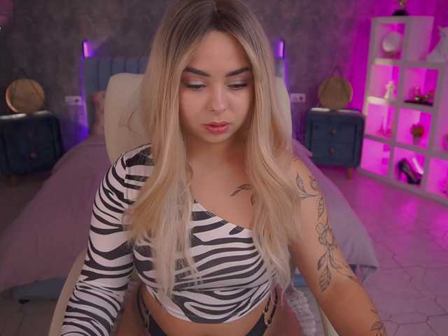 SusieWood live cam on BongaCams