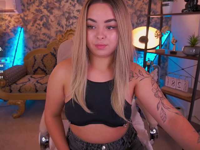 SusieWood live cam on BongaCams