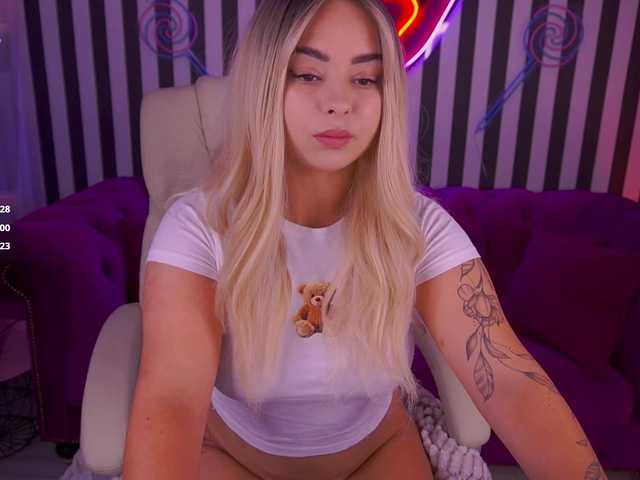SusieWood live webcam show