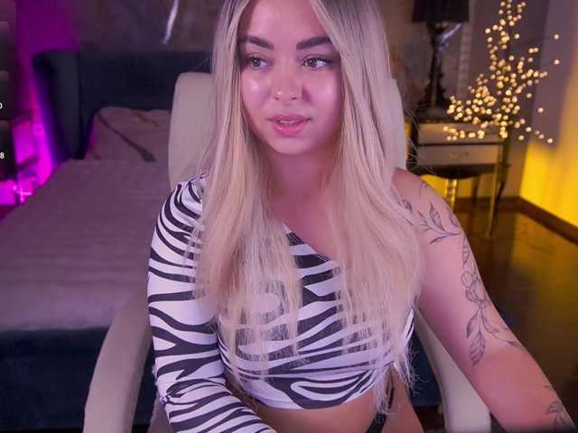 SusieWood live cam on BongaCams