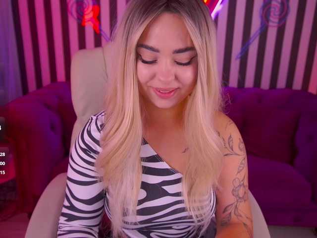 SusieWood live webcam show