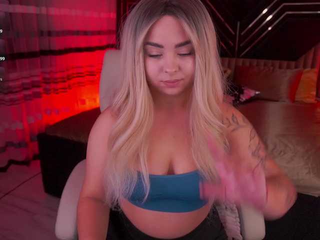 SusieWood live cam on BongaCams