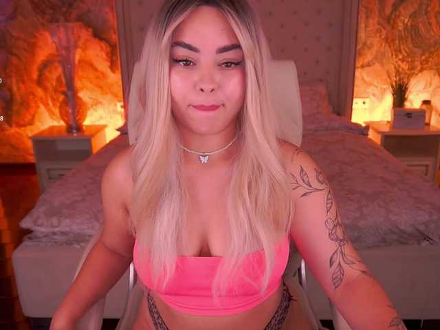 SusieWood live cam on BongaCams