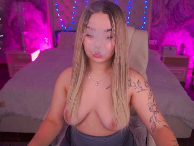 SusieWood live cam on BongaCams