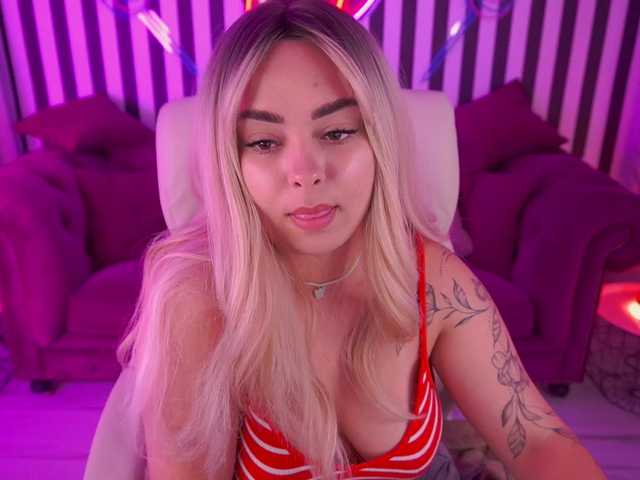 SusieWood live cam on BongaCams