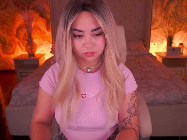 SusieWood live cam on BongaCams